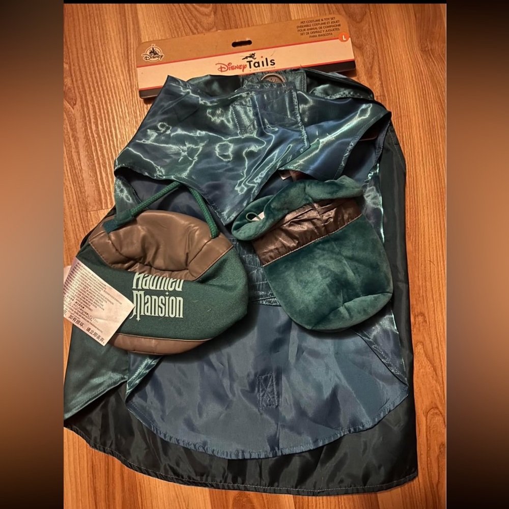 New Disney Parks Haunted Mansion Pet Costume size Large